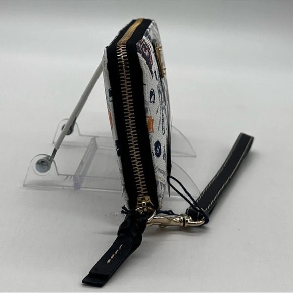 Disney Vacation Club DVC Dooney & Bourke Wallet Wristlet - Picture 8 of 10